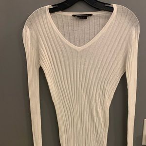 BCBGMAXAZRIA long sleeve ribbed cream sweater size medium
